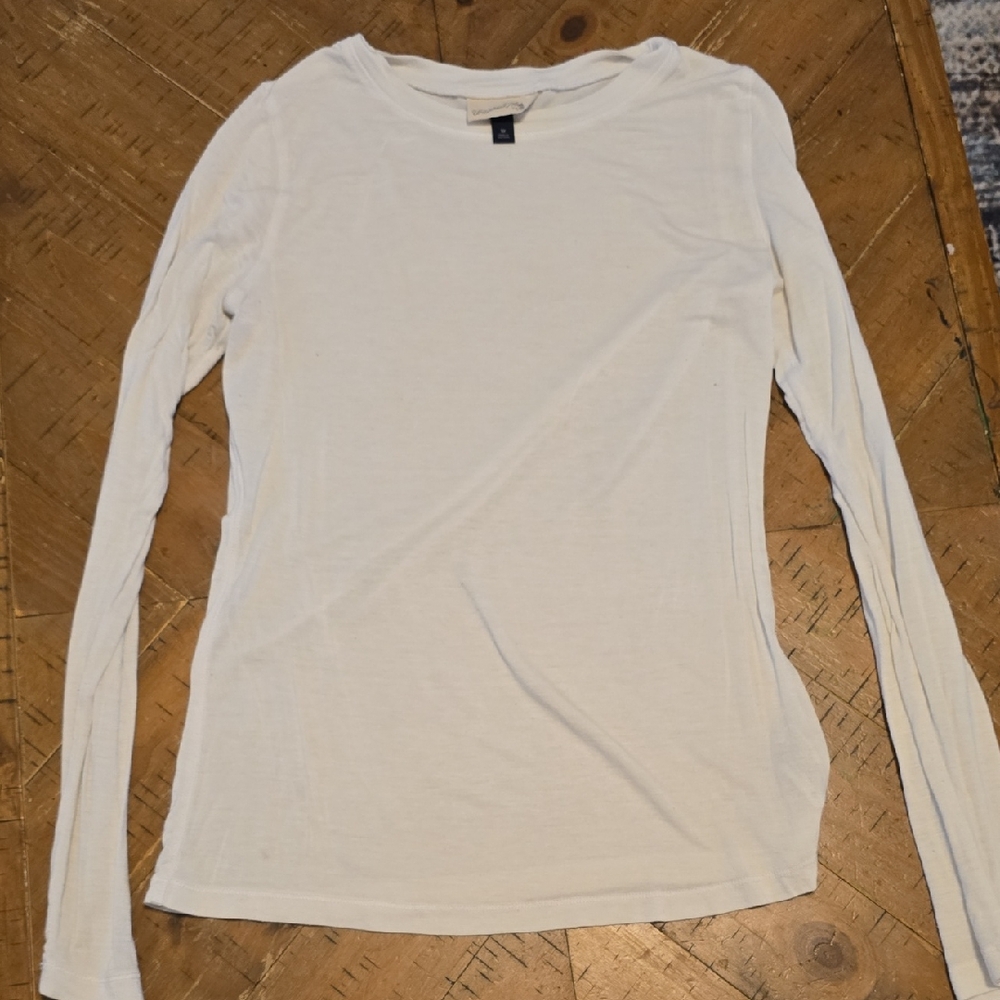 Universal Thread Cream Long Sleeve Tee